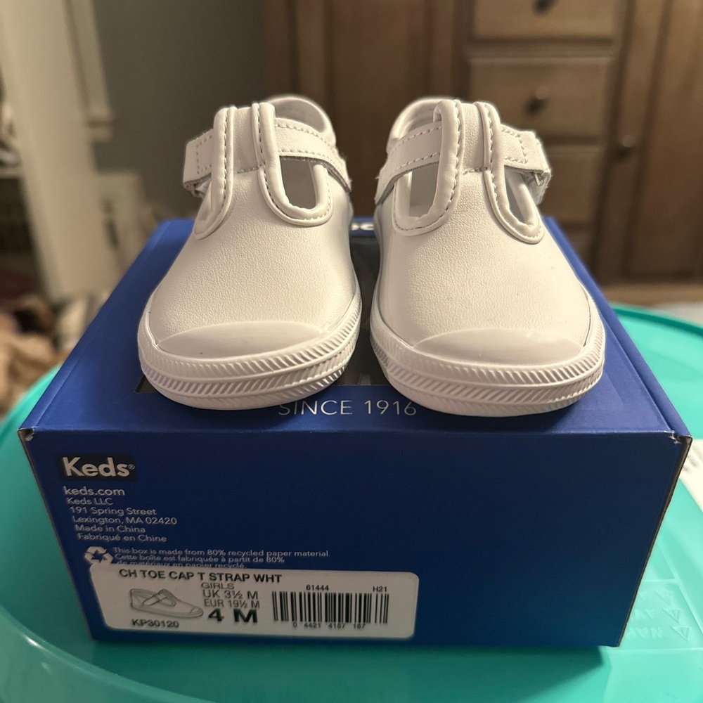 Keds Infant Champion Lace Toe Cap T-Strap
